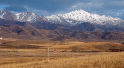 川藏线，不是征服是朝圣，一份给慢灵魂的公路生存手记
