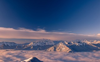 阿坝藏寨，不只是雪山和经幡—一份让你真正住进风景里的攻略
