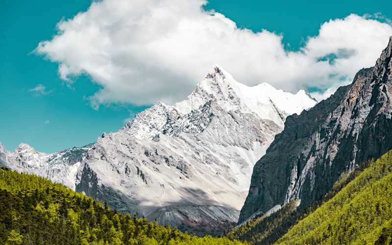 冬季旅游川西雪山攻略 川西雪山有多美?-第1张图片-成都旅行社 冬季旅游川西雪山攻略 川西雪山有多美?-第1张图片-成都旅行社