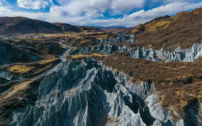 八月川西，是雪山与草原的夏日情书-第3张图片-成都旅行社